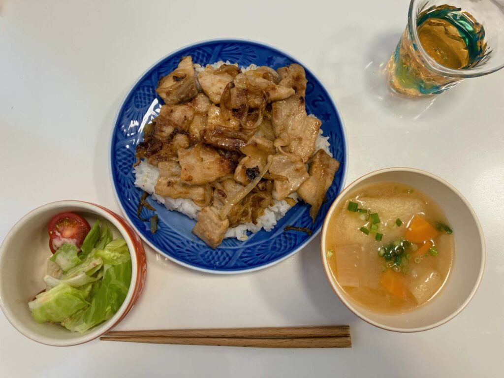 夕飯豚丼
